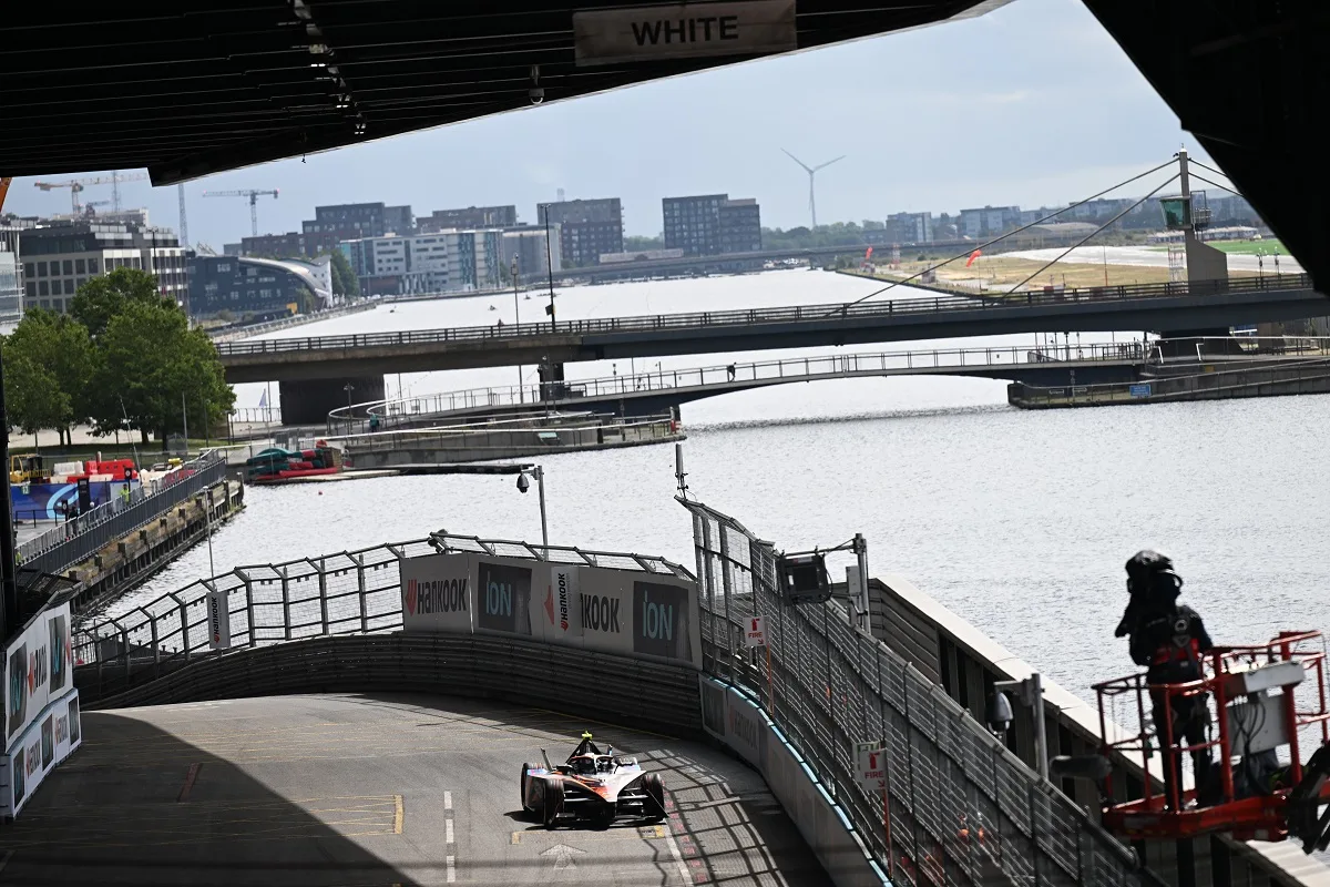 2023 London E-Prix I "The team has already drawn a line under today, has regrouped and is ready to finish Season 9 on a high tomorrow" - 1