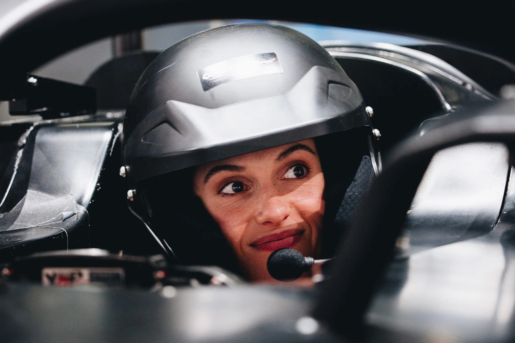 Formula-e - 2025 - How-cleo-abram-prepared-for-evo-sessions - Behind the scenes Cleo Abram's Evo Sessions training  - 3