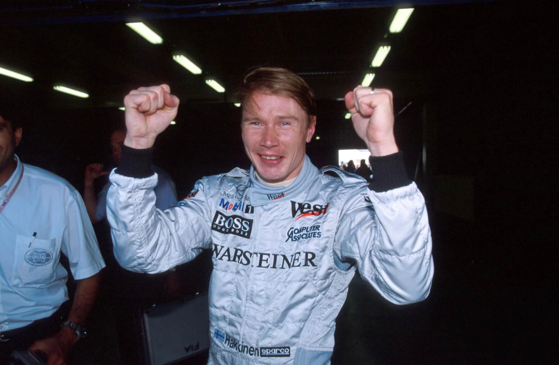 Heritage - Reuniting-mika-hakkinen-with-neil-oatley-the-brains-behind-his-first-title-winning-car