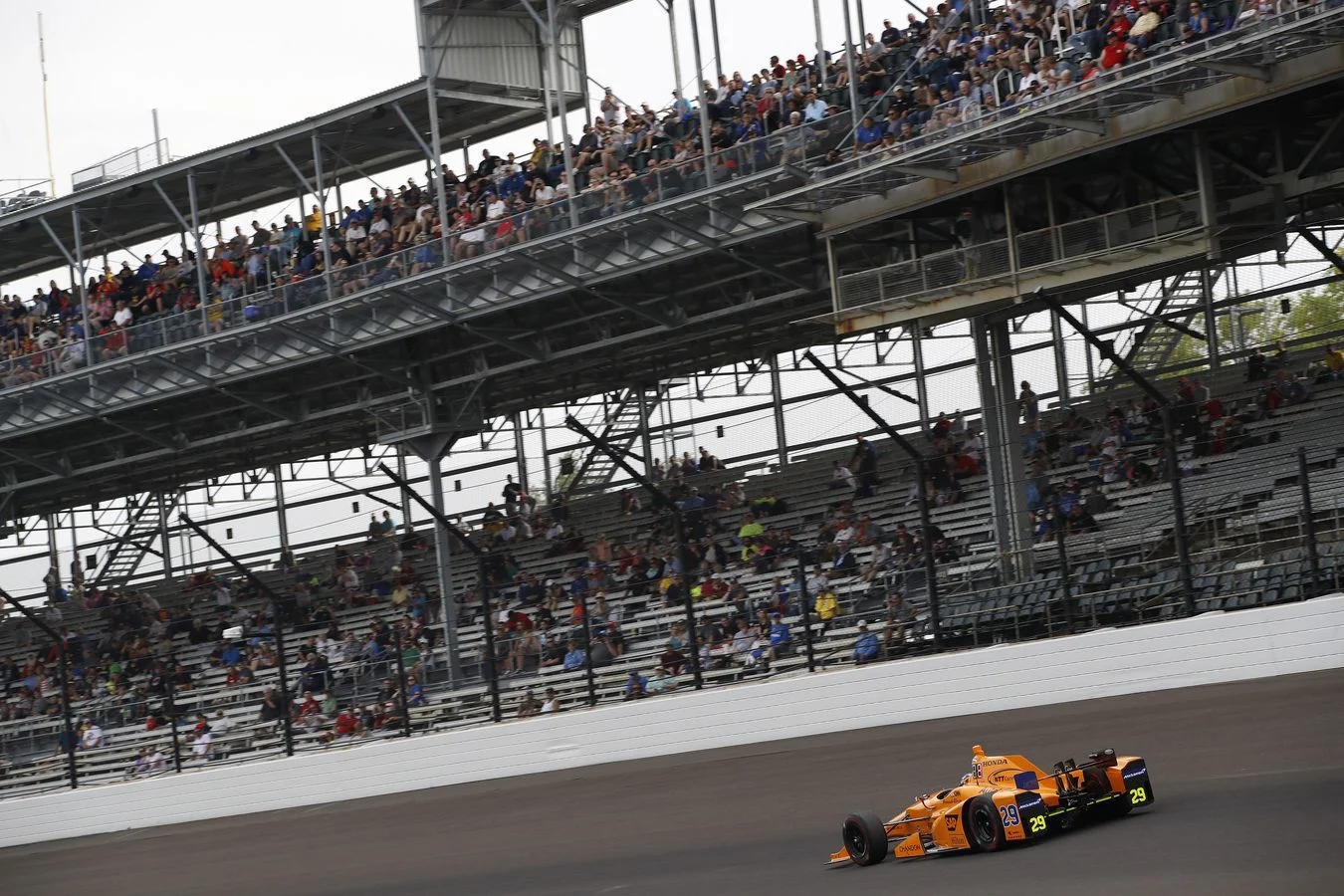 Indycar - 2017 - Qualifications-day-1-gallery - Gallery: Qualifications Day 1 Fernando completes four flying laps around the IMS - 0