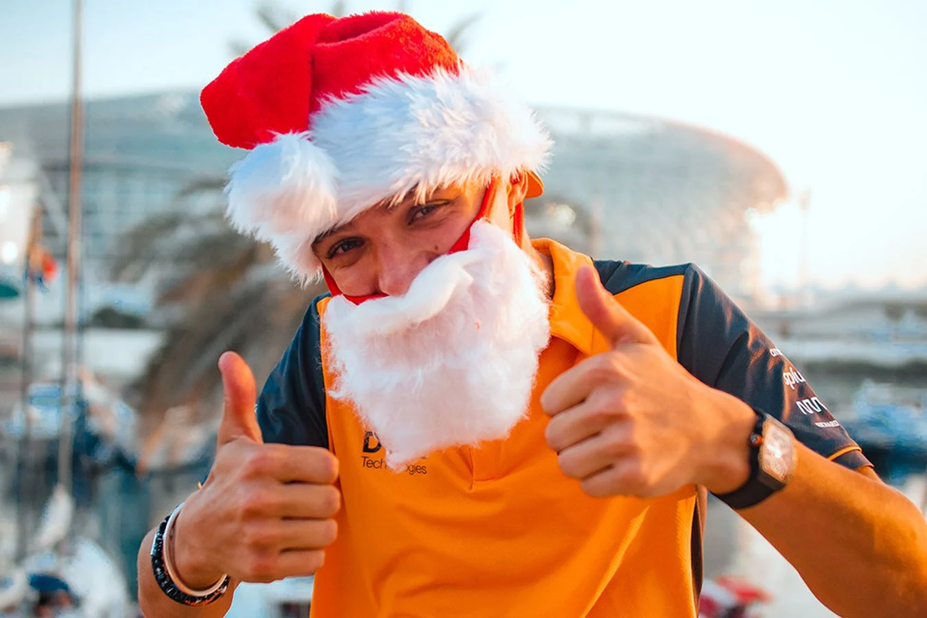 Latest-news - Mclarenracing - Article - Very-mclaren-christmas