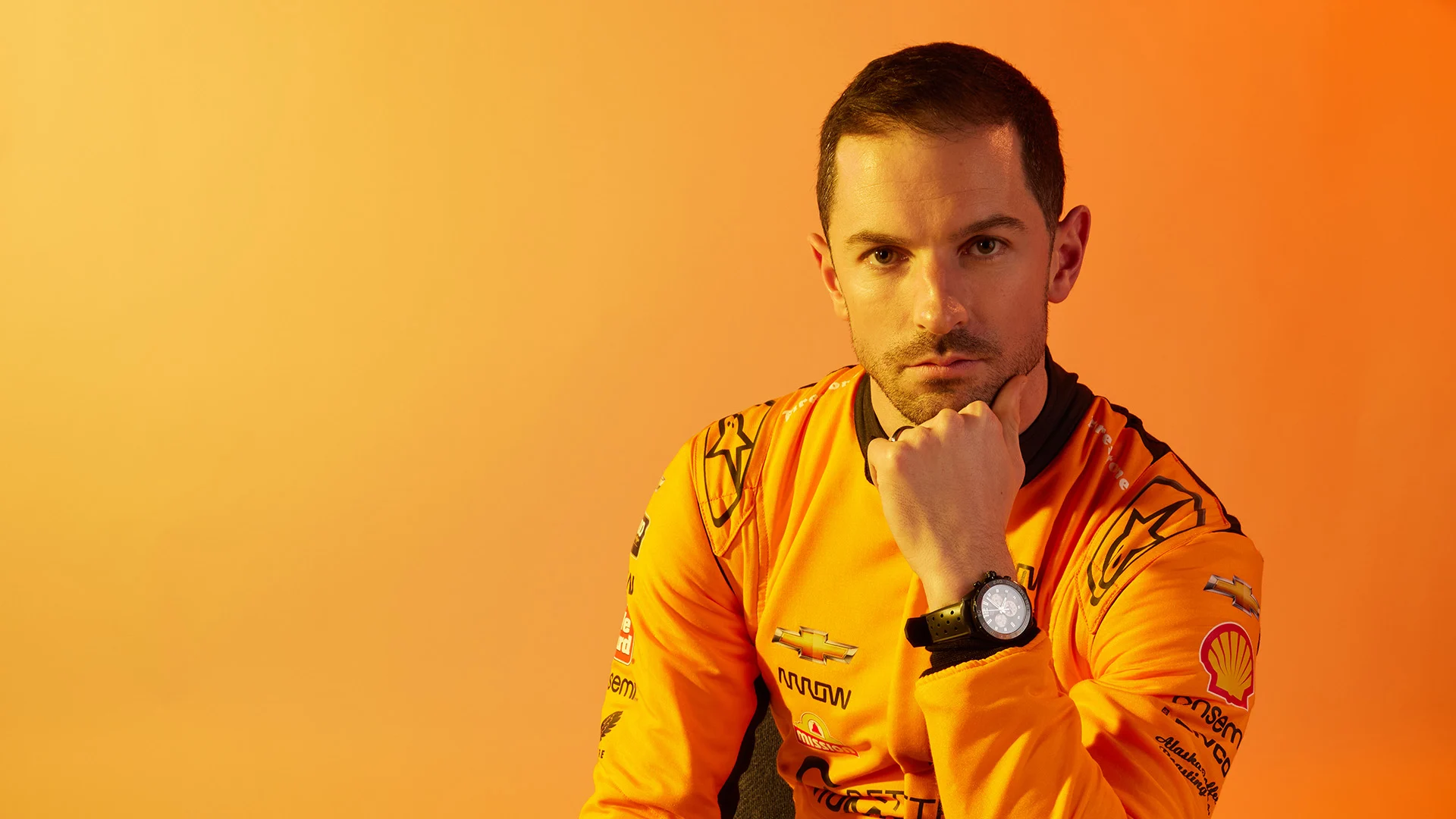 Alexander Rossi welcomes his No. 7 VELO Arrow McLaren Chevrolet