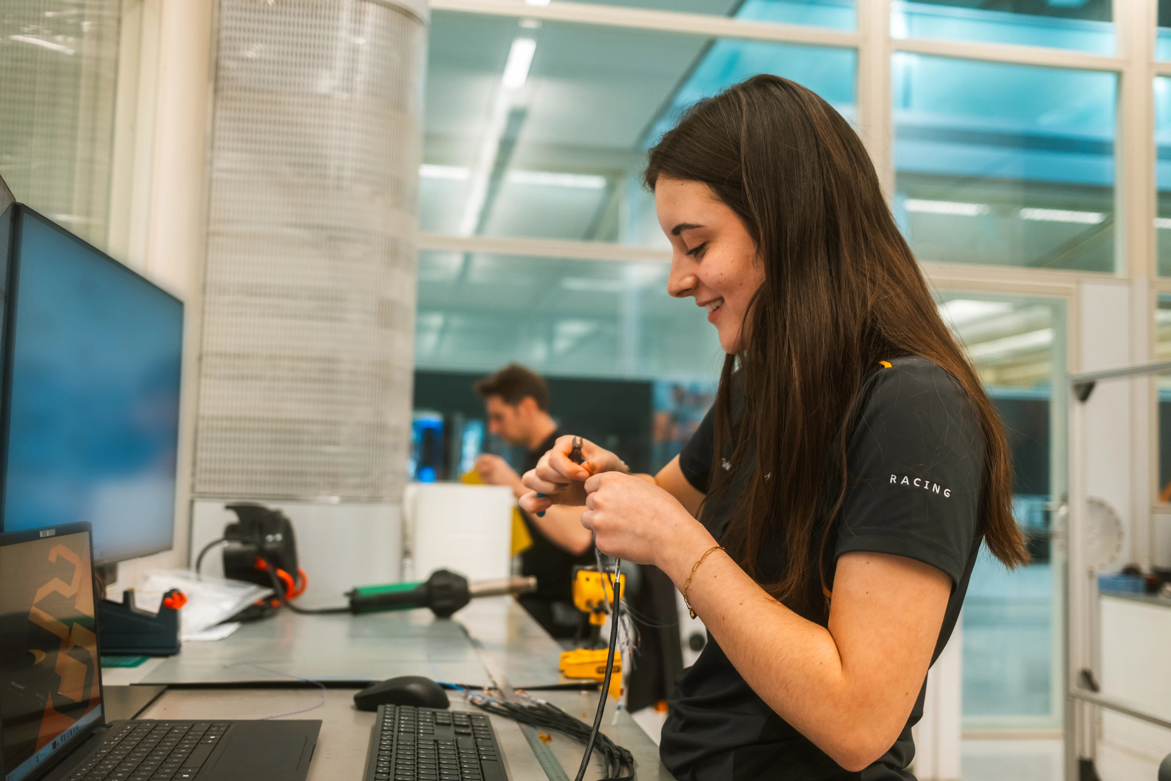 Image - Sustainability - McLaren Racing delivers break-through climate innovations and develops a first-of-its-kind ‘roadmap’ to build a Circular F1 Car - Hero