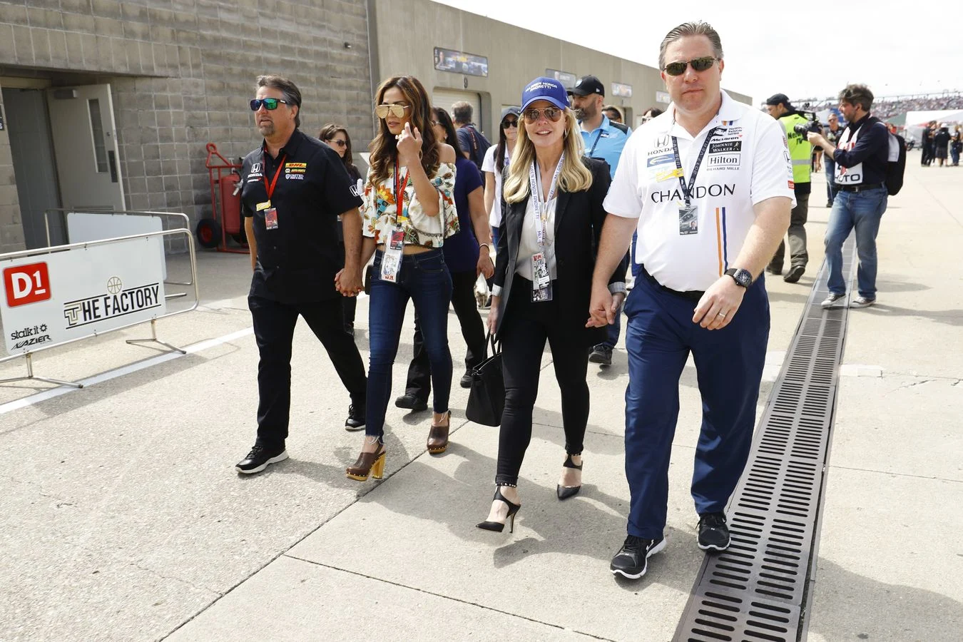 Indycar - 2017 - Race-build-up - Race build up  Pictures from Indianapolis and the McLaren Brand Centre in Monaco - 4