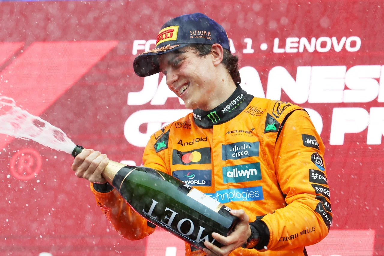 Formula-1 - 2025 - Japanese-grand-prix - 2025-japanese-grand-prix-mclaren-race-report - 2025 Japanese Grand Prix – McLaren Race Report "A good haul of points and a nice result for the team" - 6