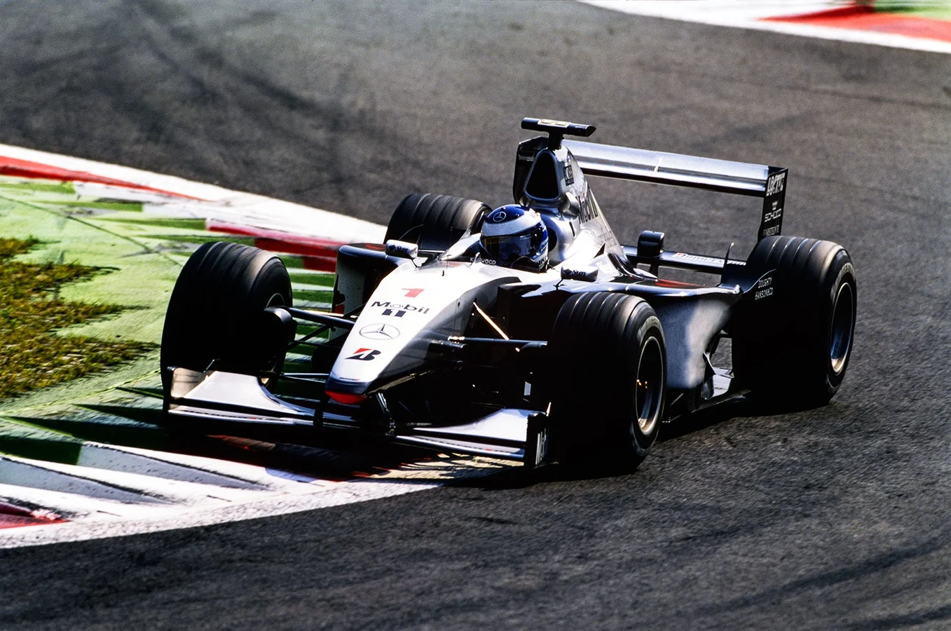 Heritage - Formula-1 - Drivers - Mika-hakkinen - How-monza-got-the-better-of-mika-in-1999