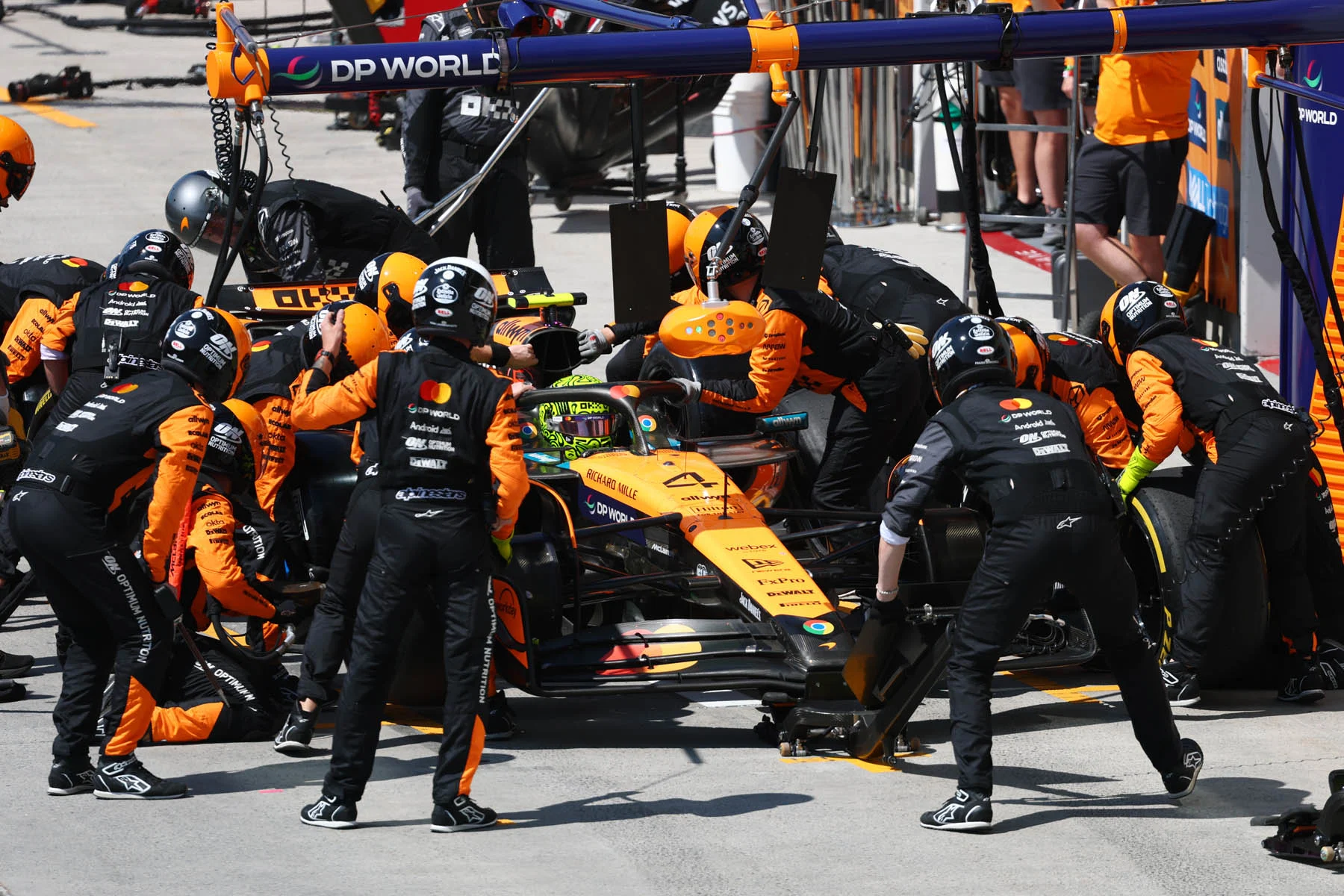 Formula-1 - 2025 - Canadian-grand-prix - Race-report - 2025 Canadian Grand Prix – McLaren Race Report "We now have a few things to review to make sure we get back in contention to win races" - 3