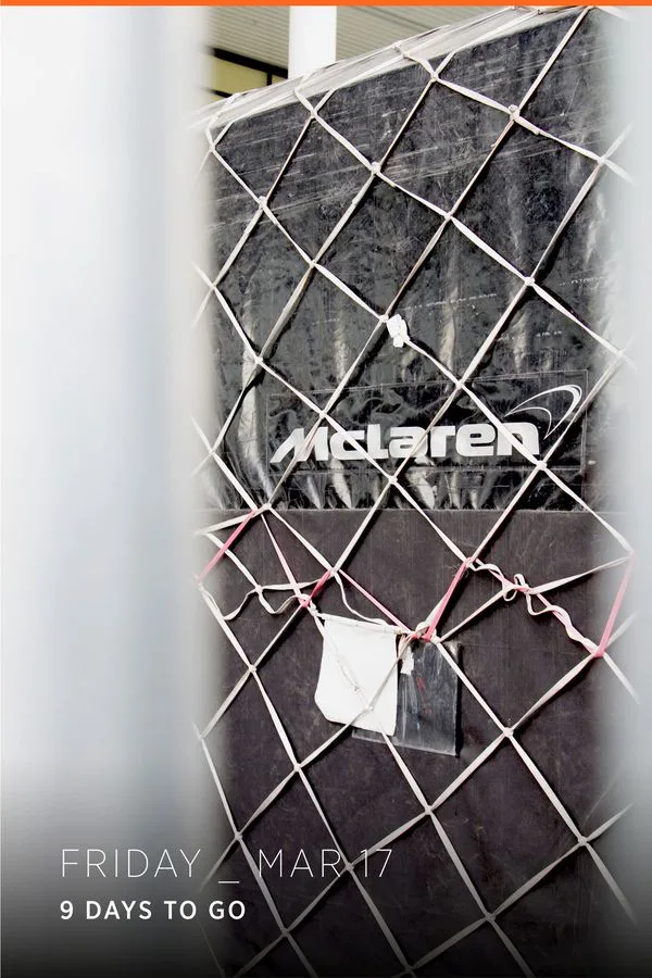 Team - Working-round-clock-3188787