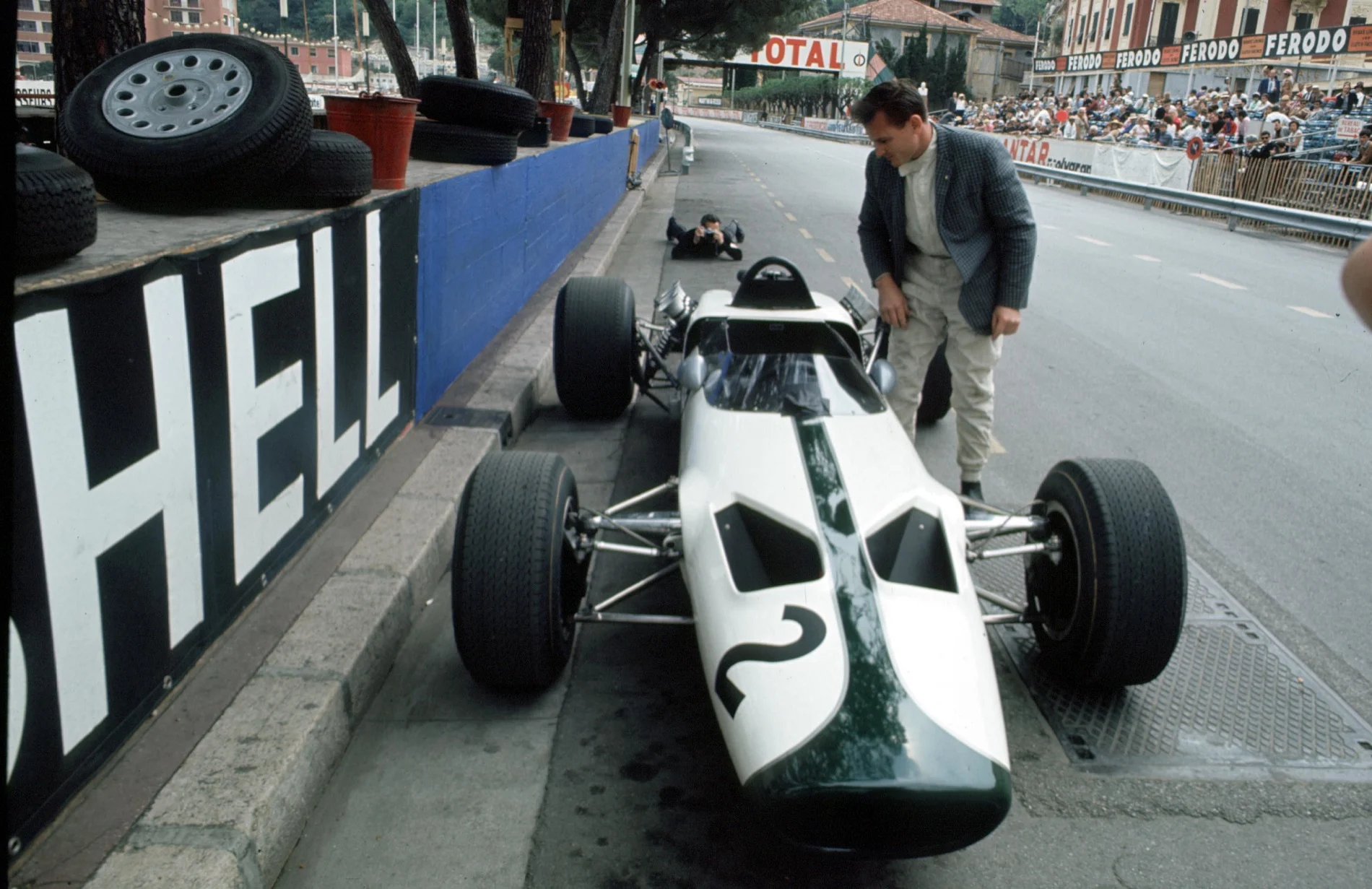 Heritage - Mclarens-famous-f1-firsts - From the archives A selection of McLaren Firsts - 0