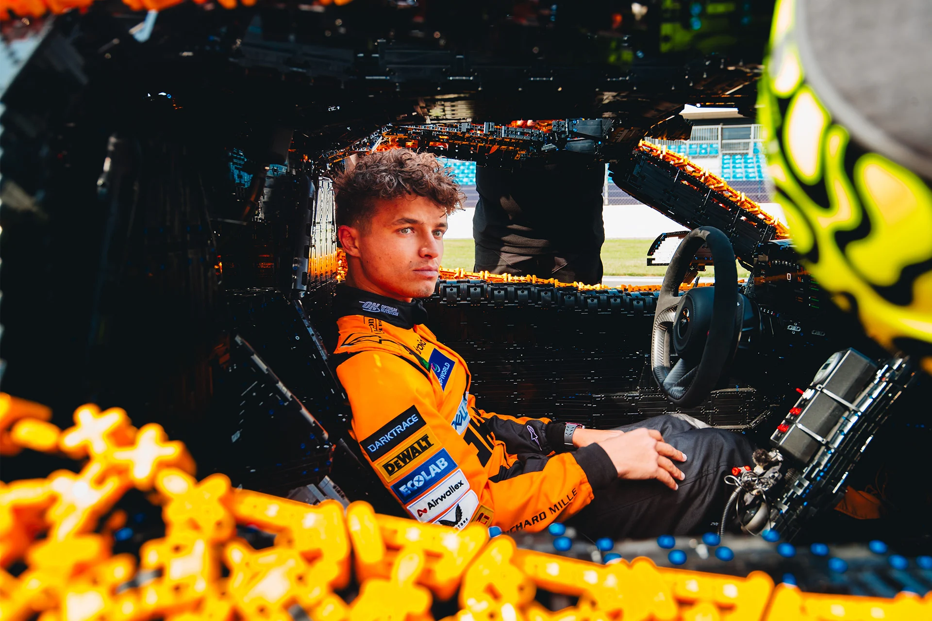 Partners - Lego - How-the-working-lego-technic-mclaren-p1-was-built - Driving the LEGO Technic P1™ - 0