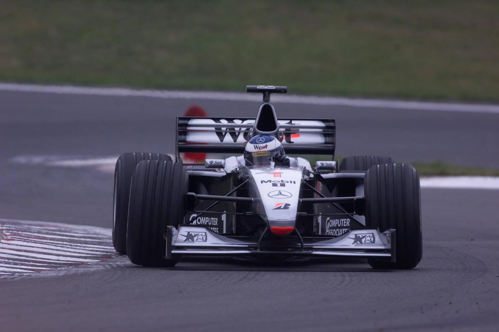 Image - Formula 1 - 2026 - Guide to the McLaren Racing Live: Miami Showrun – presented by Iron Mountain - MP4/14 – Mika Häkkinen