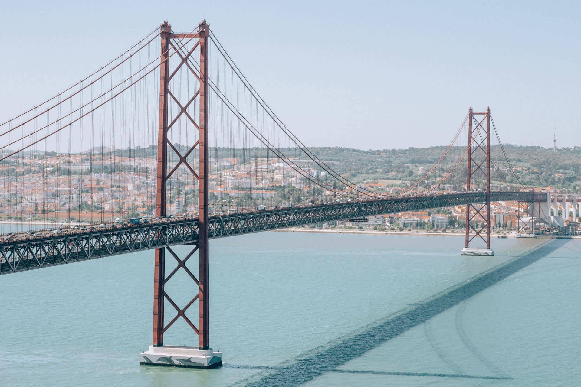 Ponte 25 de Abril