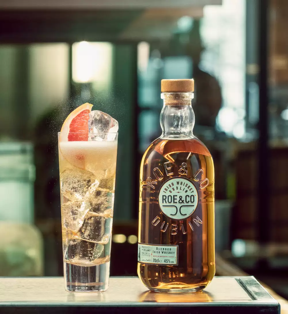 Roe Highball Whiskey Cocktail