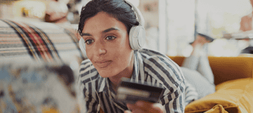 What You Should Know About Buying a Prepaid Card