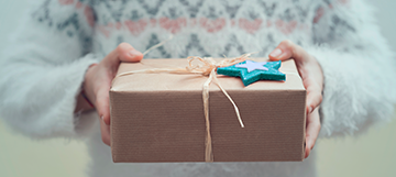 50 Simple Ways to Keep Holiday Spending on Budget and Point