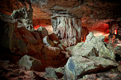 Sung Sot Cave, Ha Long Bay