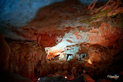 Sung Sot Cave - Ha Long Bay