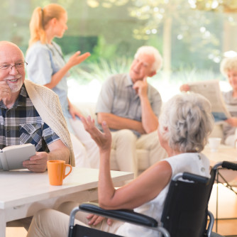 elderly care ouderen bejaarden nursing home verzorg tehuis