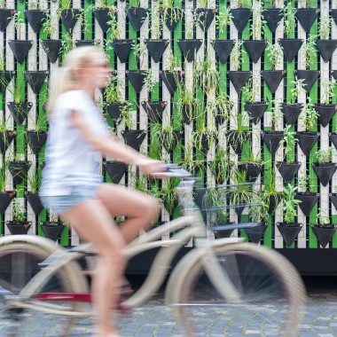 iStock groene stad duurzame stad fietser