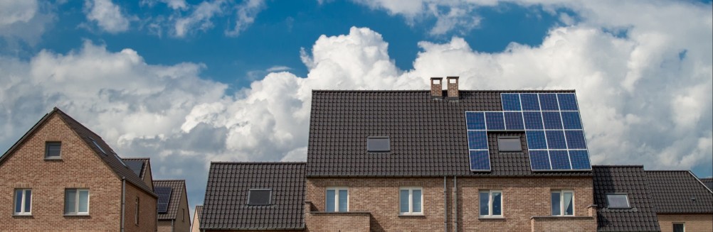 iStock energy energie zonnepanelen stad city