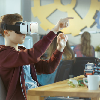 iStock virtual reality VR VR-bril educatie