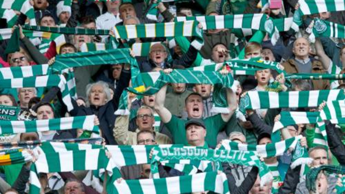 Celtic speelt gelijk tegen AEK Athene