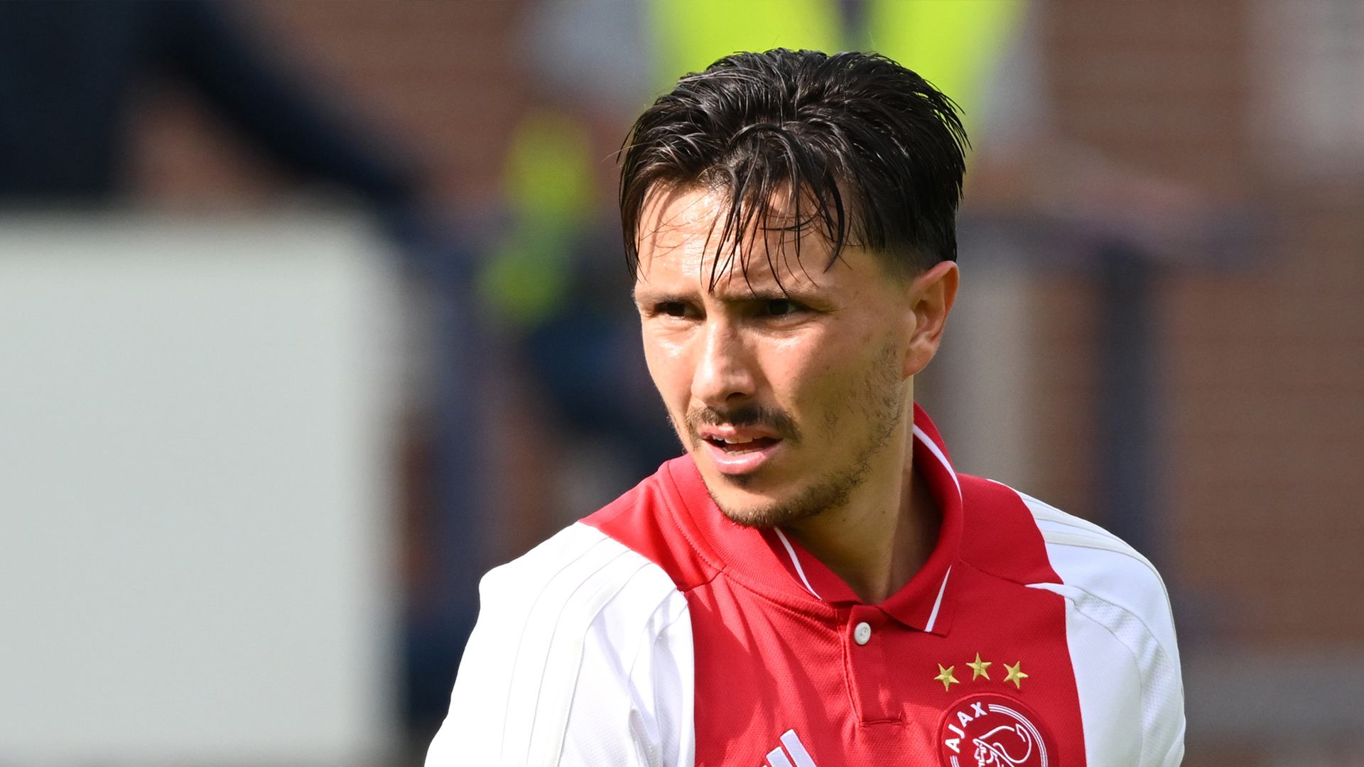 Berghuis terug op trainingsveld Ajax | Vandaag Inside