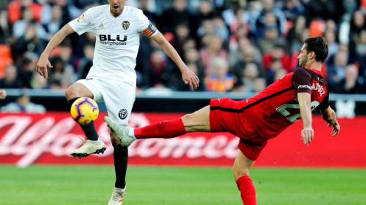 Sevilla verspeelt zege in blessuretijd