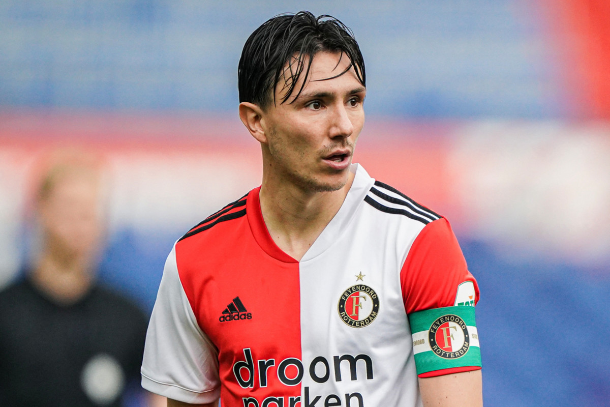 photo Berghuis Ajax Broek veronica inside