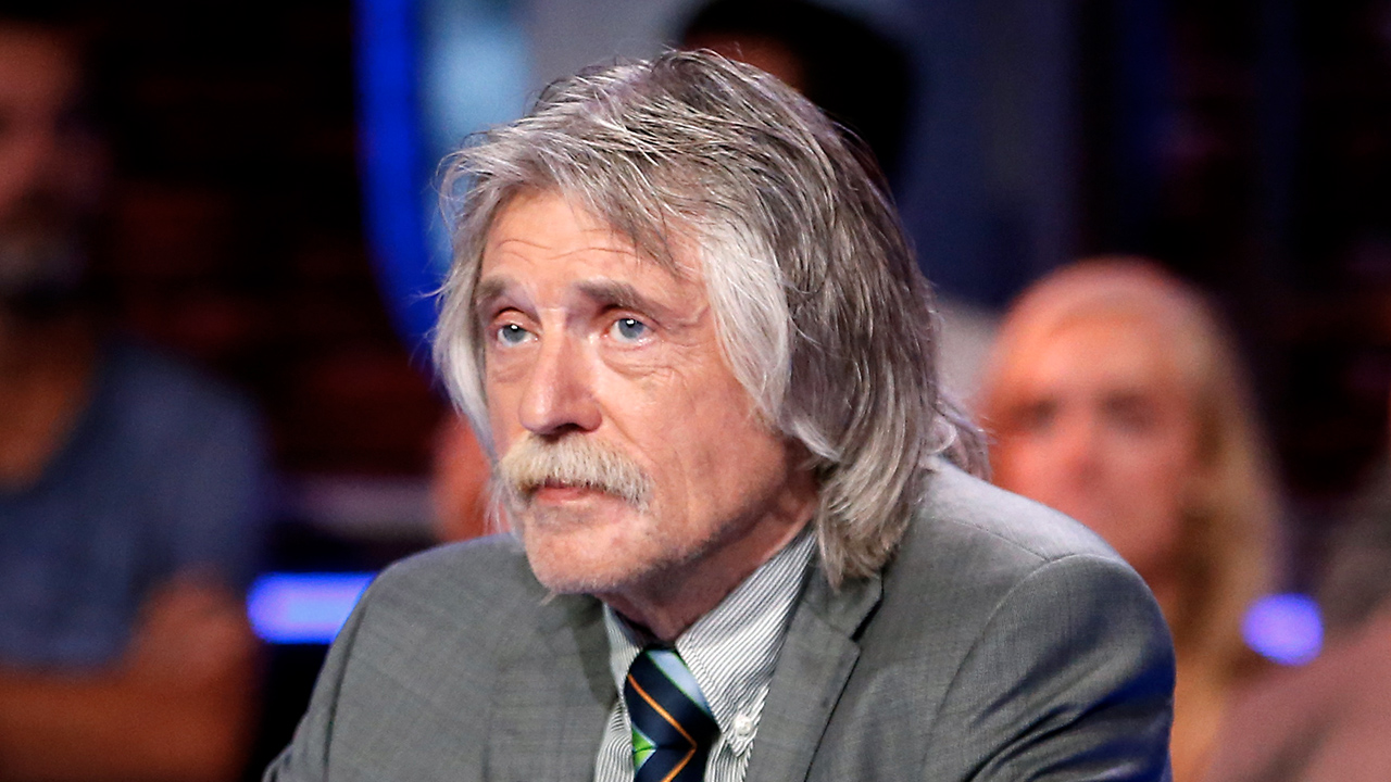 Belgische Oud-profvoetballer: 'Johan Derksen Zegt Waar Het Op Staat ...