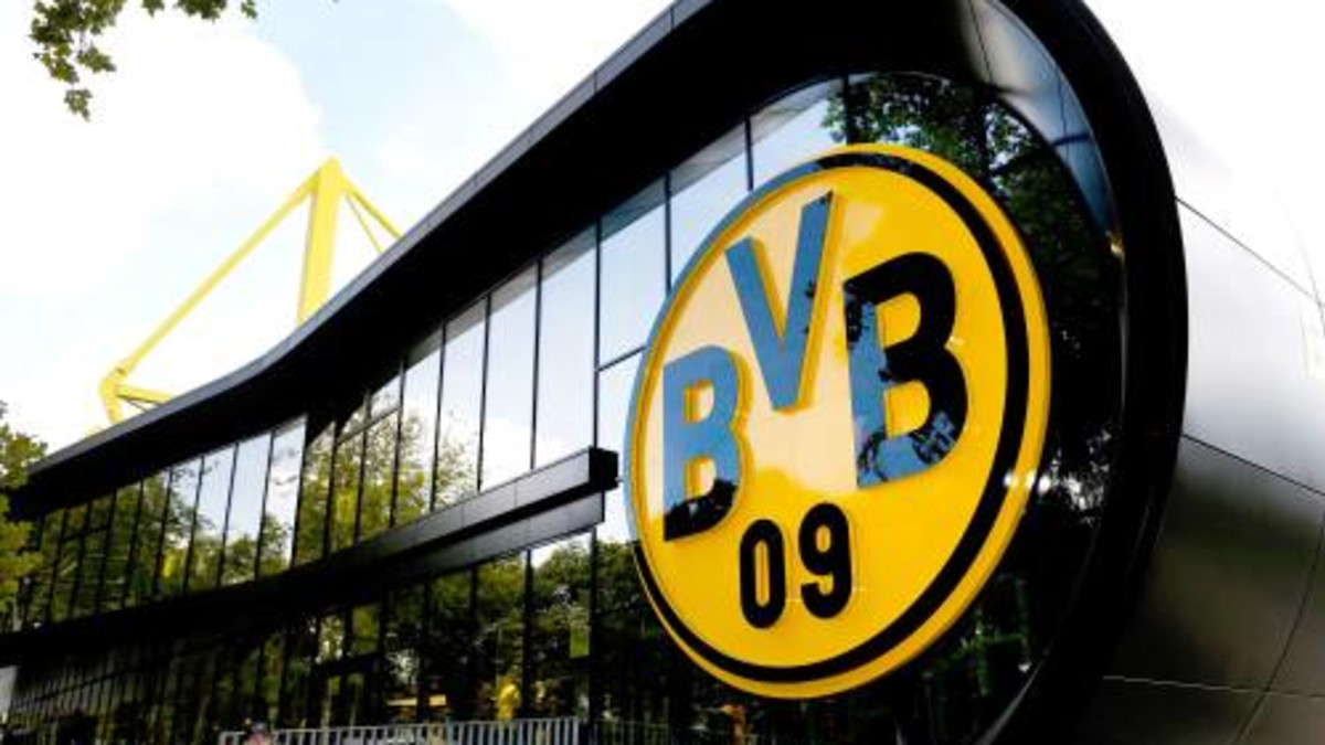 Dortmund haalt 19-jarige verdediger van Boca