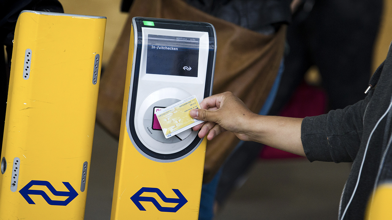 Prijs Voor Treinkaartje Gaat Omhoog, Maar Niet Door Verwachte Loongolf ...