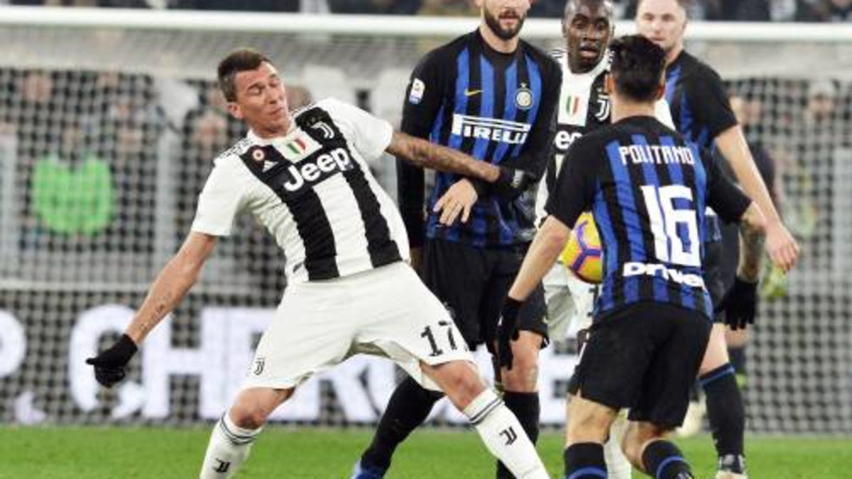 Mandzukic kopt Juventus langs Inter
