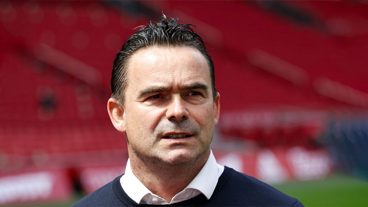 Harde Kern Ajax Laat Zich Uit Over Wereldwijde Schorsing Marc Overmars ...