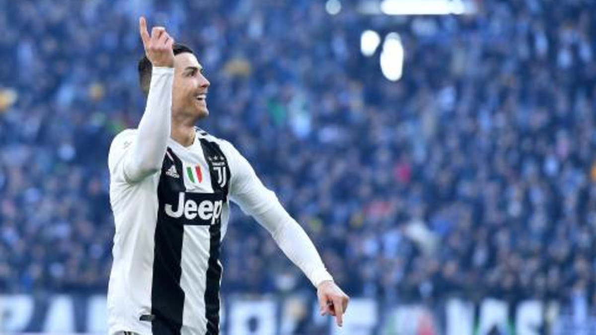 Ronaldo helpt Juventus alweer aan zege
