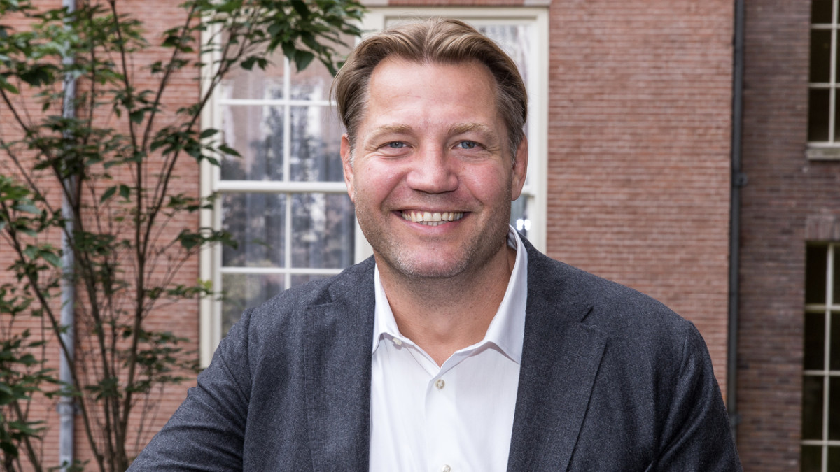 Dennis van der Geest tijdelijke vervanger van Wilfred bij de Veronica Inside Ochtendshow Dennis van der Geest tijdelijke vervanger van Wilfred bij de Veronica Inside Ochtendshow