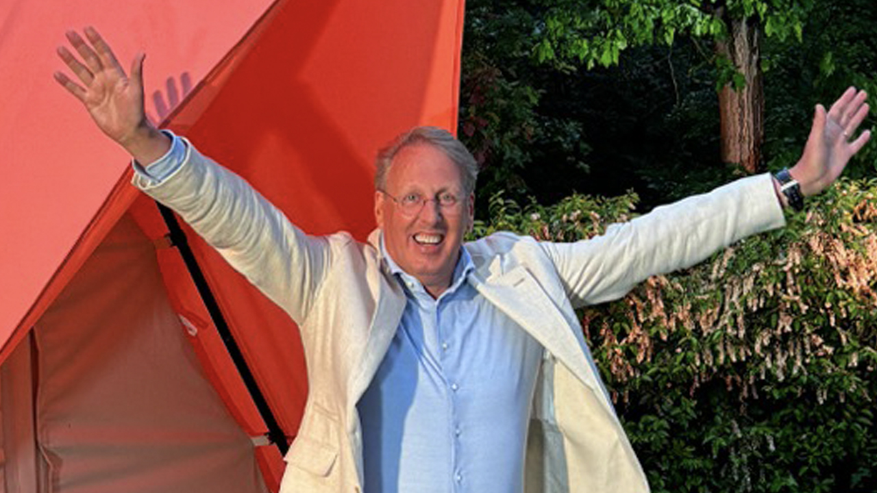 Goed nieuws voor Chris Woerts: Bitcoin zet recordjacht voort | Vandaag  Inside