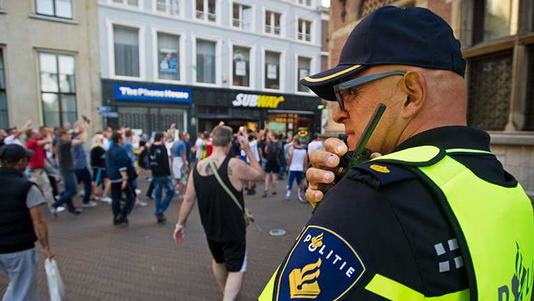 Dit Weekend Mogelijk Geen Eredivisiewedstrijden Door Politiestaking ...