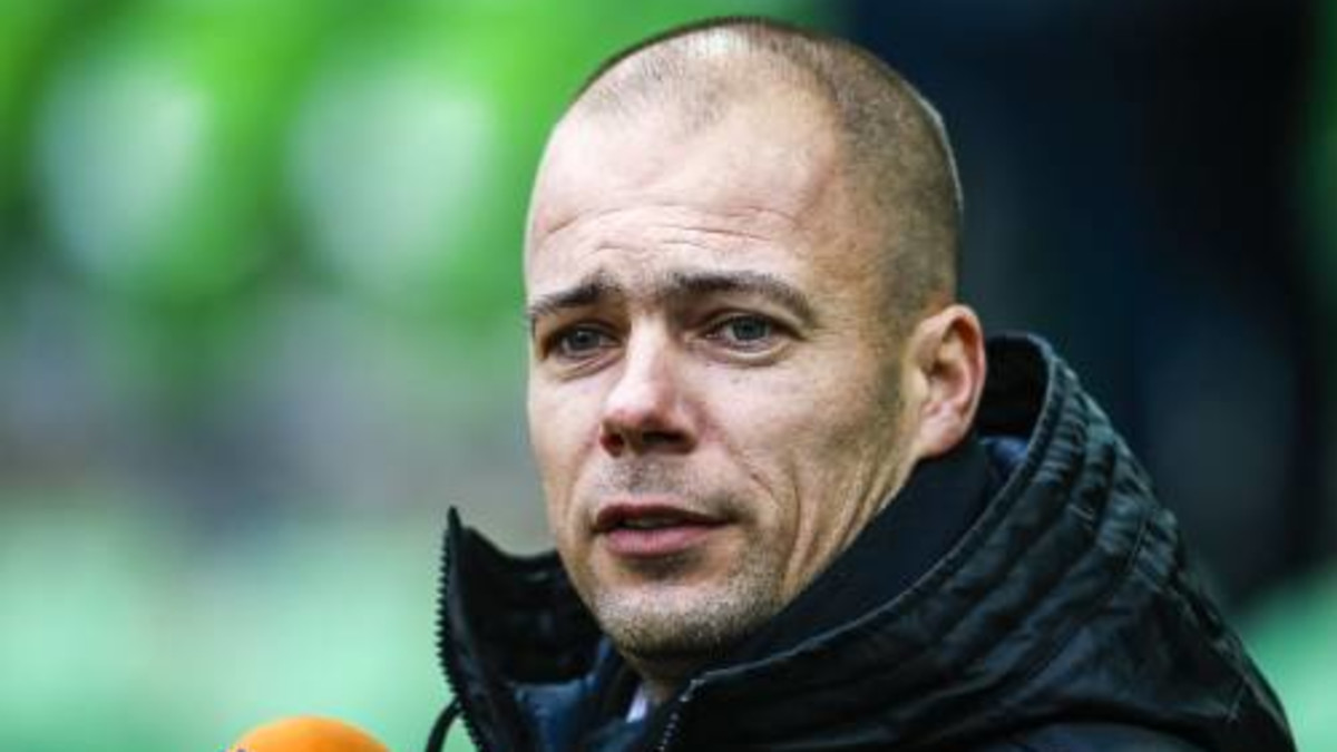Trainer Buijs verlengt contract bij FC Groningen
