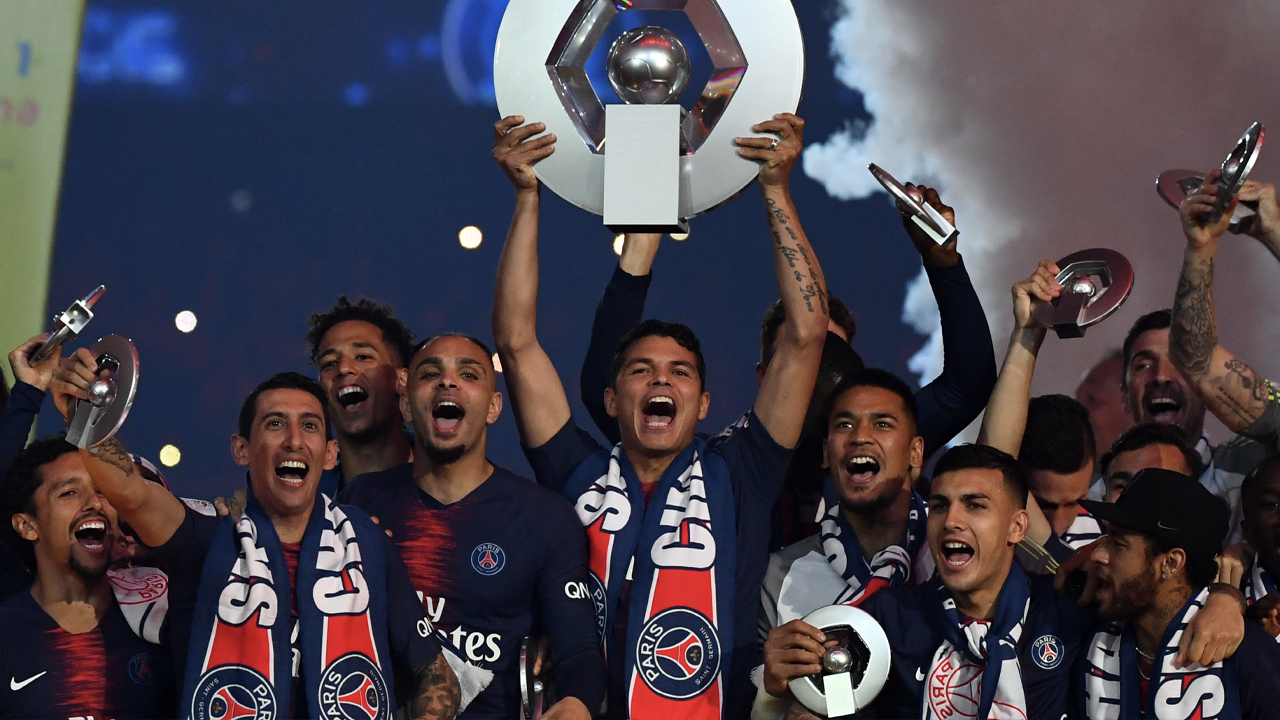 'Franse Voetbalbond Roept PSG Uit Tot Kampioen' | Vandaag Inside