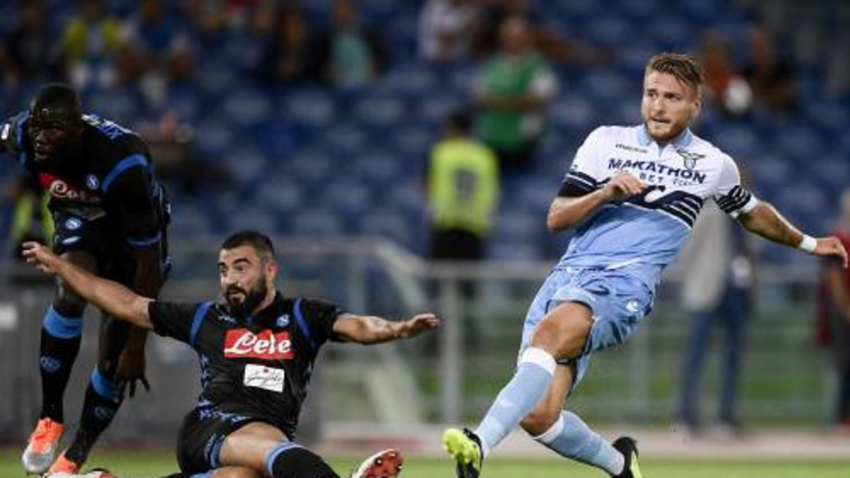 Napoli buigt achterstand om bij Lazio