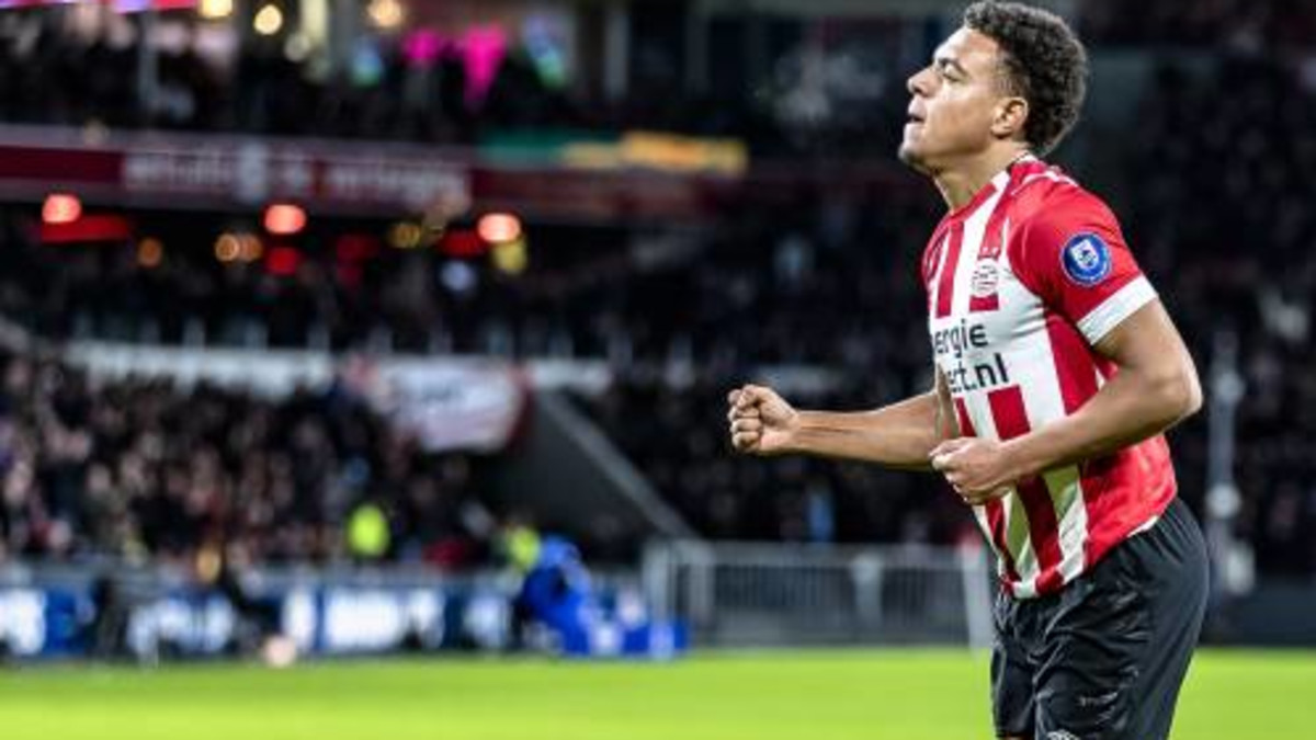 Malen vervangt Lozano bij PSV