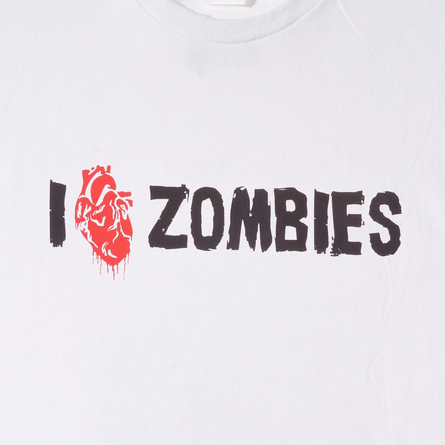 I Heart Zombies Tee - Product Image 2