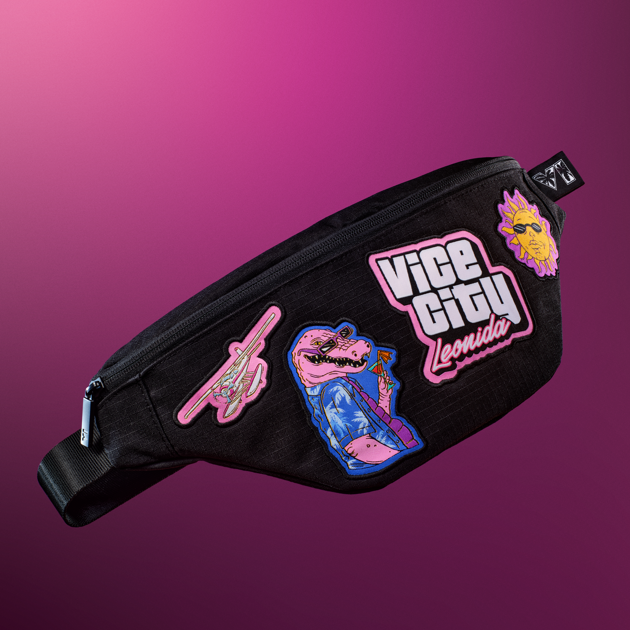 GTAVI CE MerchPDP CrossbodyBag 2160x2160