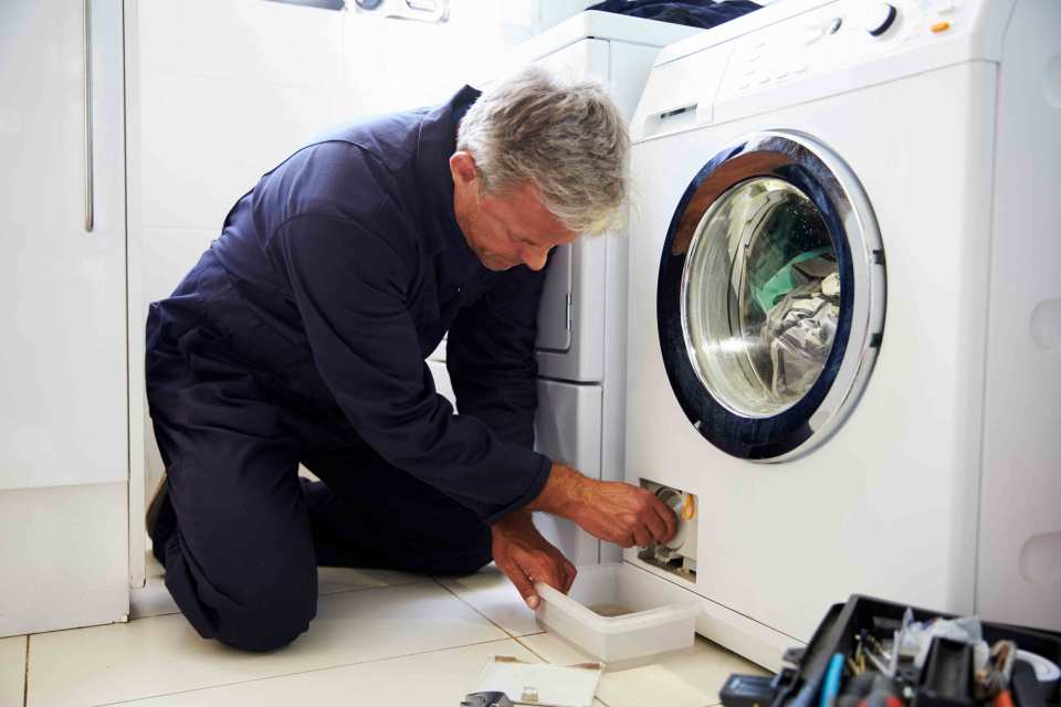 Geräte reparieren - Tumbler und Waschmaschine