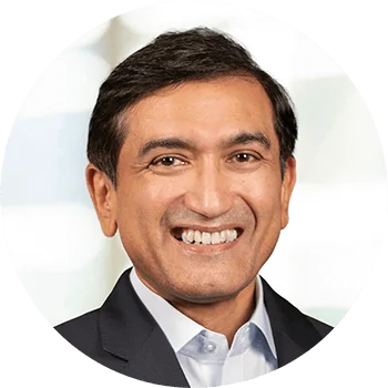 Shailesh G. Jejurikar - Director de Operaciones