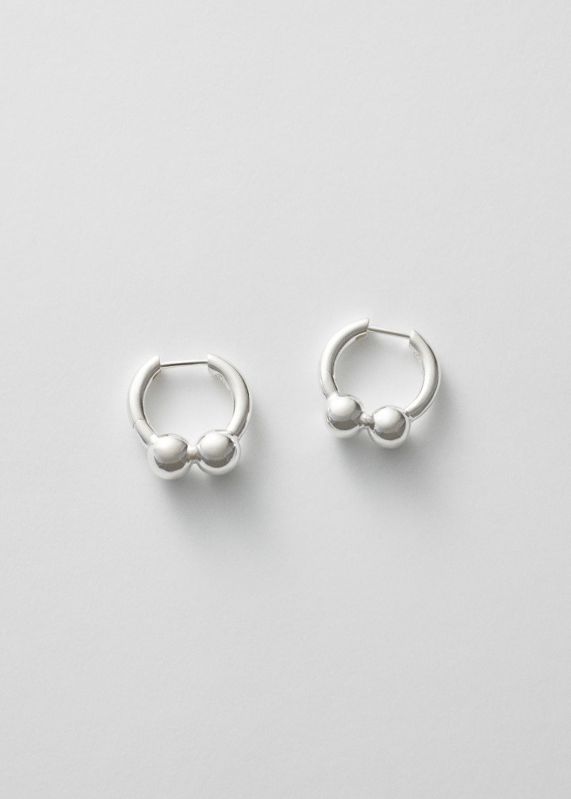 Pearl earrings two
