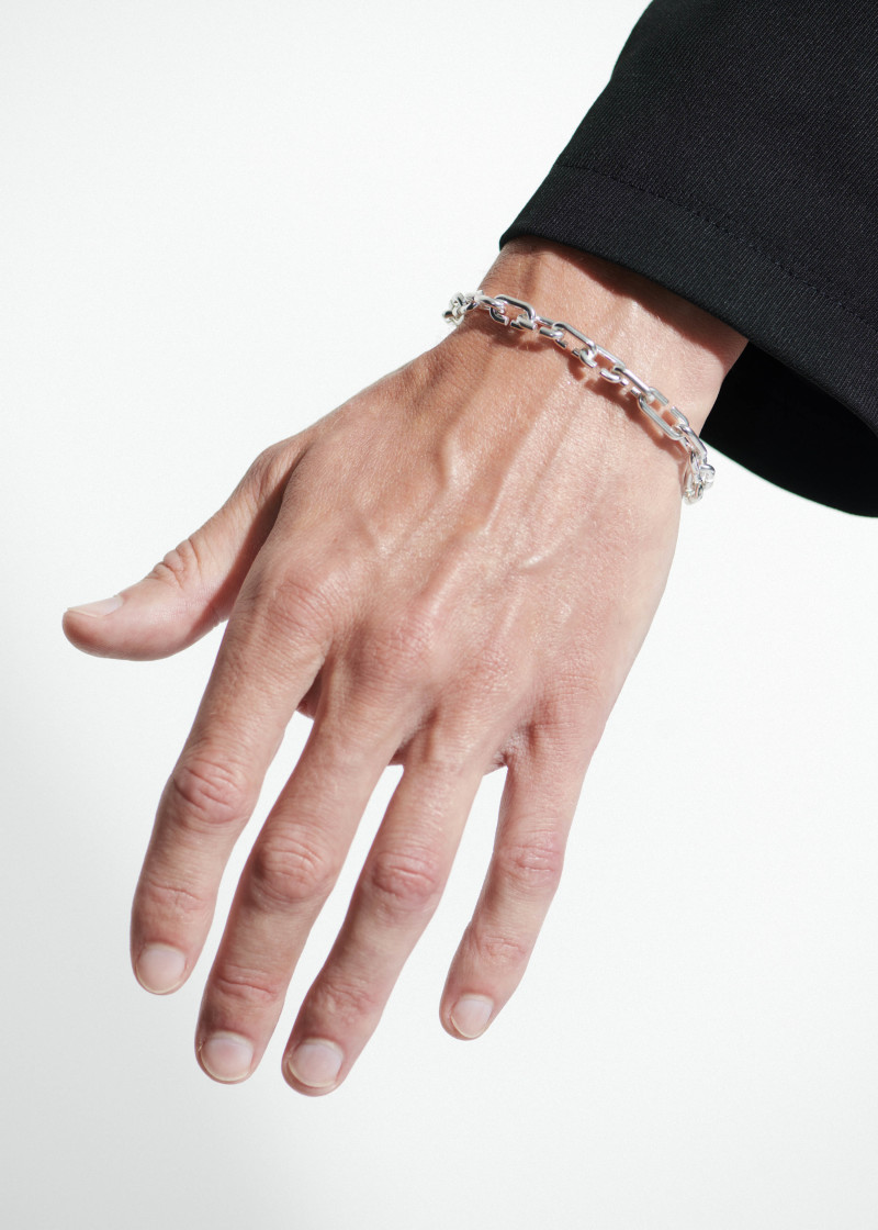 c bracelet thin silver l-1
