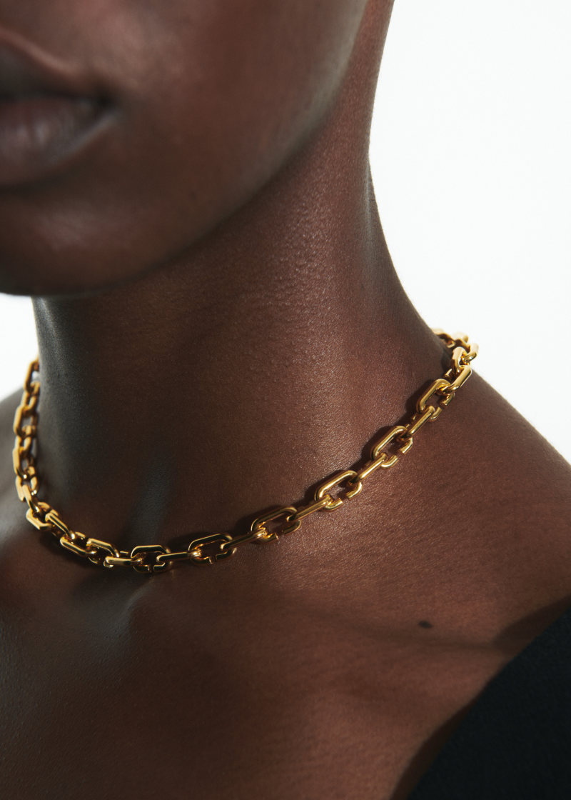 c necklace thin gold l-3