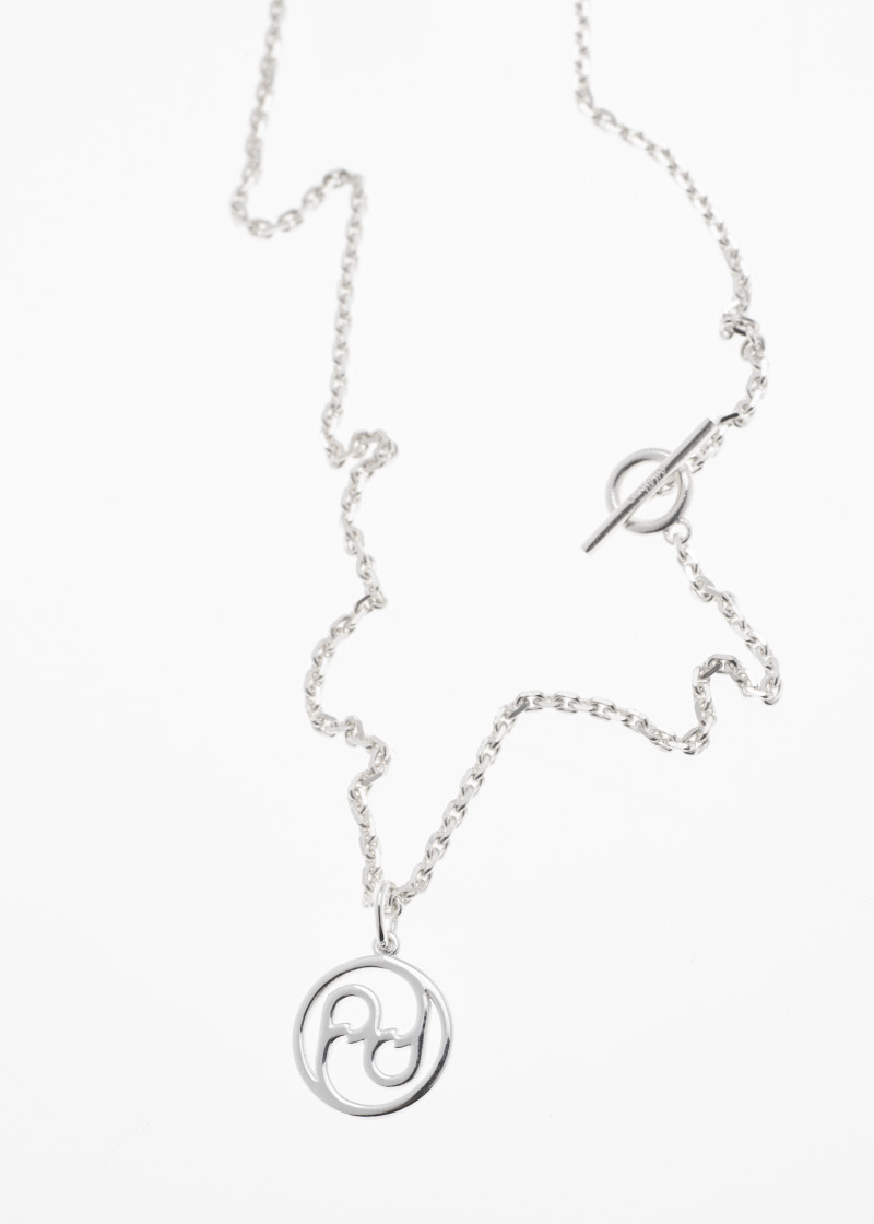 logo necklace silver p-2